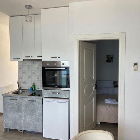 Apartmani Mia Tivat Exterior foto